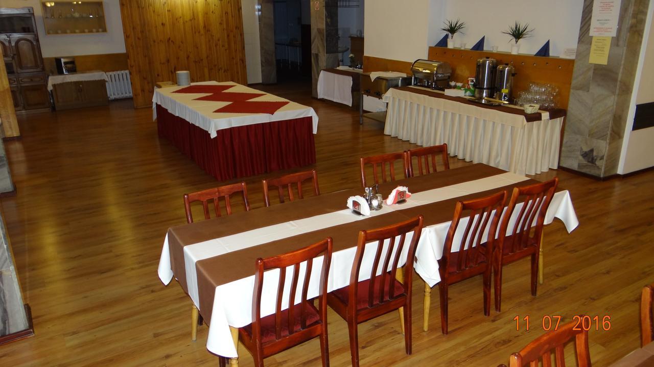 Gwarek Hotel Kudowa-Zdrój Kültér fotó